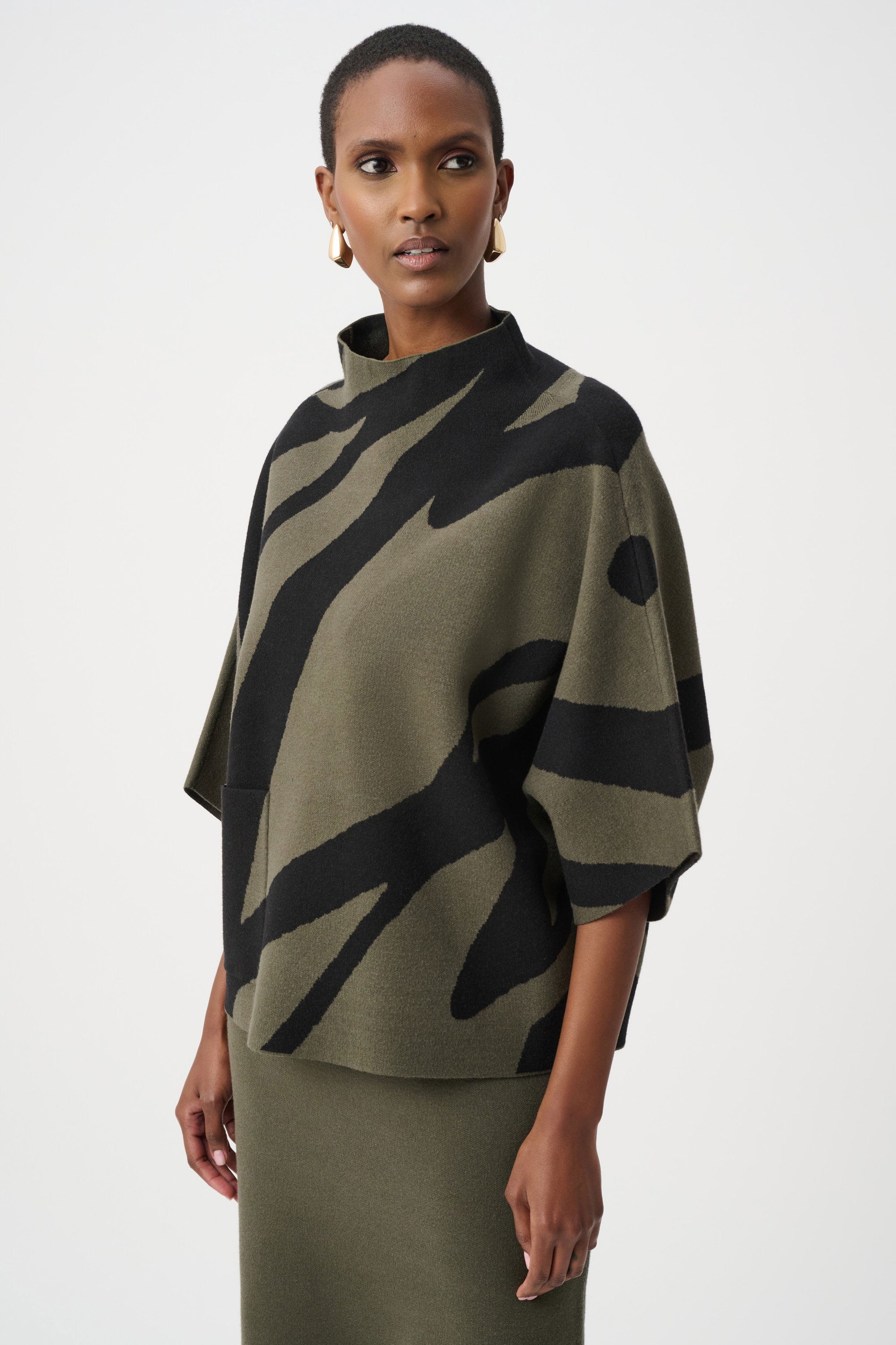 Joseph Ribkoff - Top / Abstract Jacquard Funnel-Neck Boxy Sweater