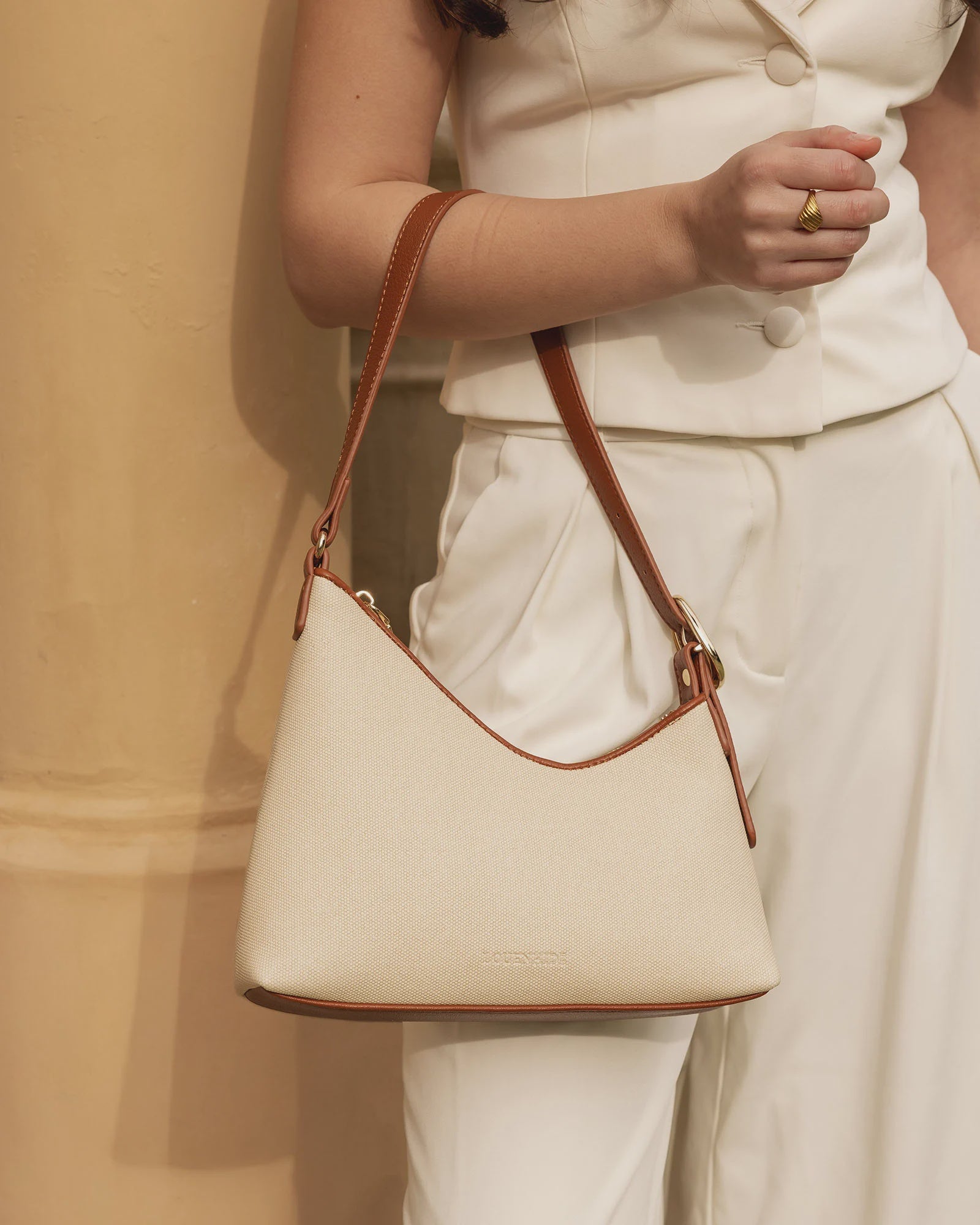 Louenhide - Bag / Amelia Shoulder Bag - Canvas Tan